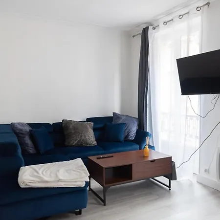 Apartment Charming Near Parc Clichy